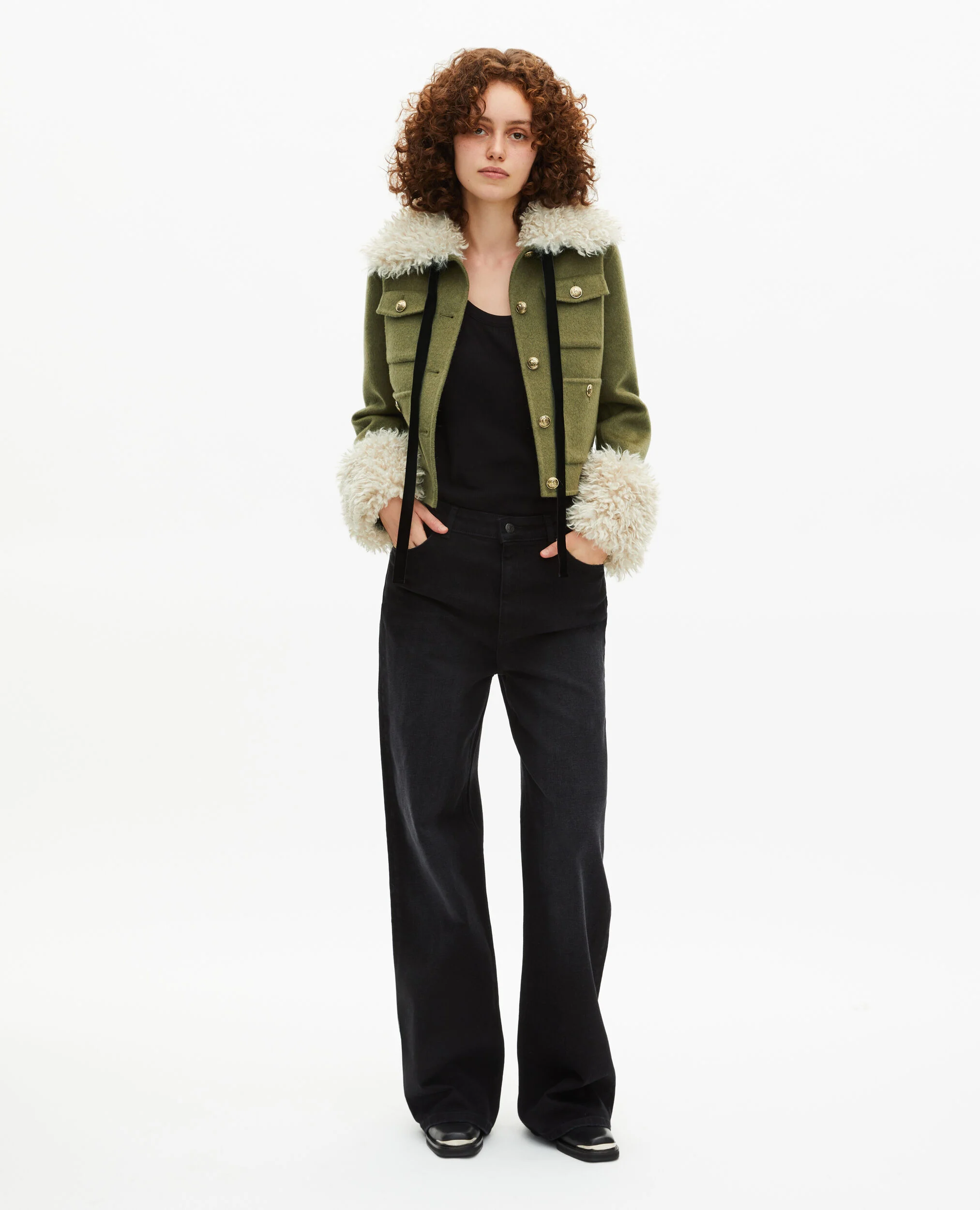 Blouson court en laine col sherpa kaki