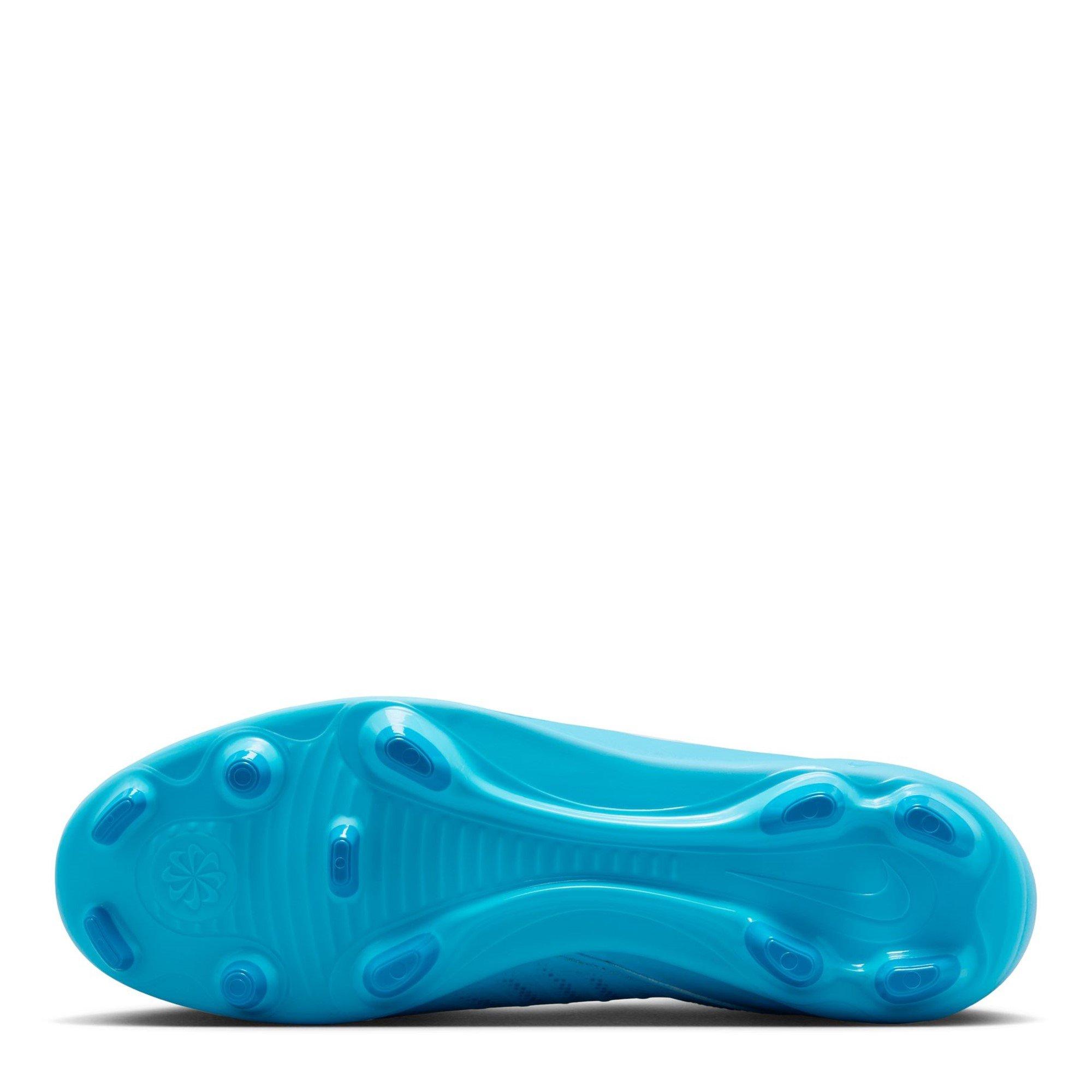 Nike Phantom GX II Club Firm Ground Football Boots
