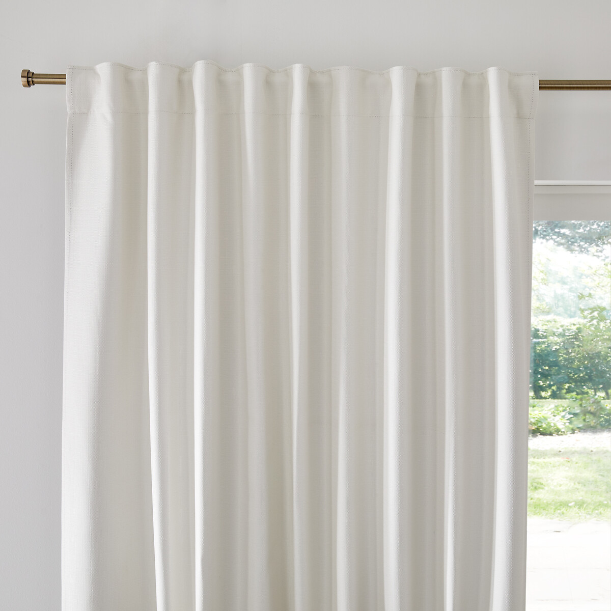 LA REDOUTE INTERIEURS<br>Cortina blackout feita de poliéster reciclado Selecione