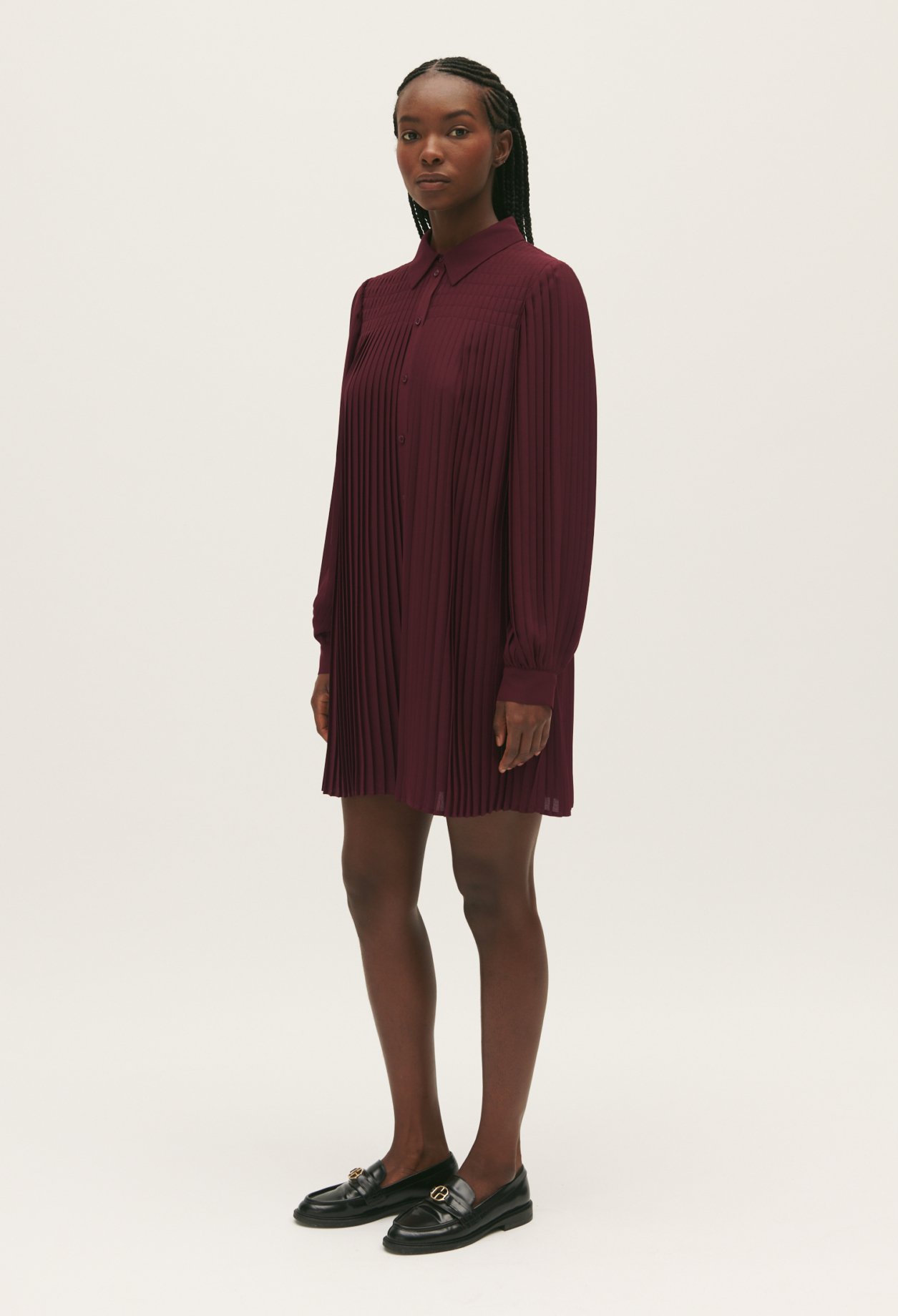 Robe courte plissee