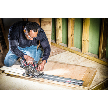 SKIL 2610S01668 Geleiderail voor cirkelzaag 1400mm (2x70 cm) incl. klemmen