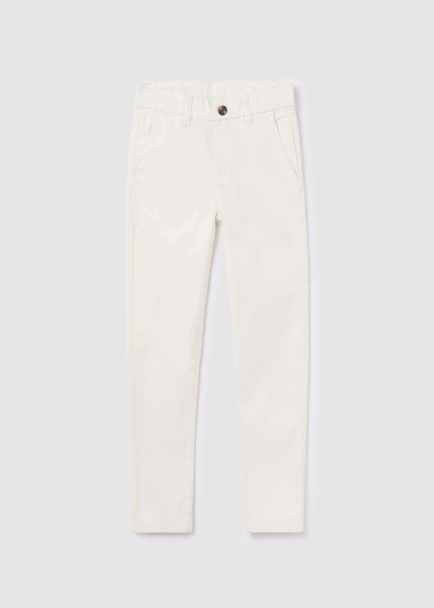 Calças chino slim-fit feitas de algodão sustentável para meninos