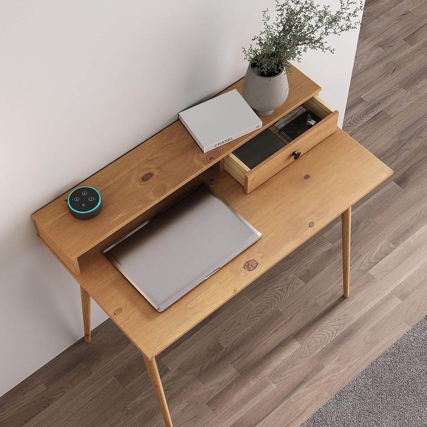 IDIMEX Schreibtisch Malina mit Aufsatz & Schublade aus Kiefer Massivholz, Eiche Farben- Bürotisch mit Stauraum & konischen Beinen, Stabiler PC-Tisch aus robusten Materialien