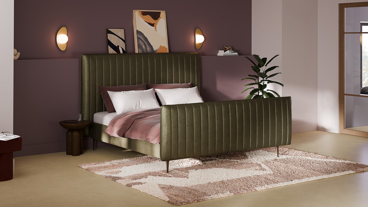 Bed Ruby - Velvet glow dark green