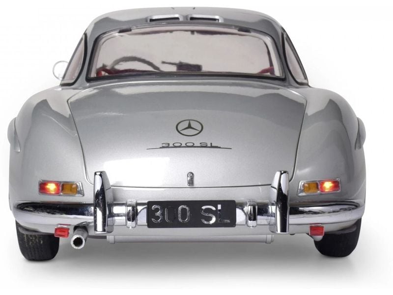 IXO Models Bausatz Mercedes 300 SL, Silber 1:8 Modellbausatz im Massstab 1:8