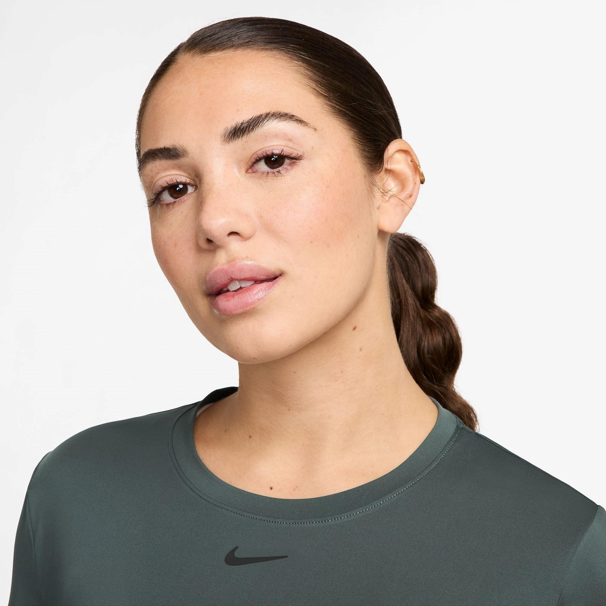 Nike Dri FIT One Womens Standard Fit Short Sleeve Top