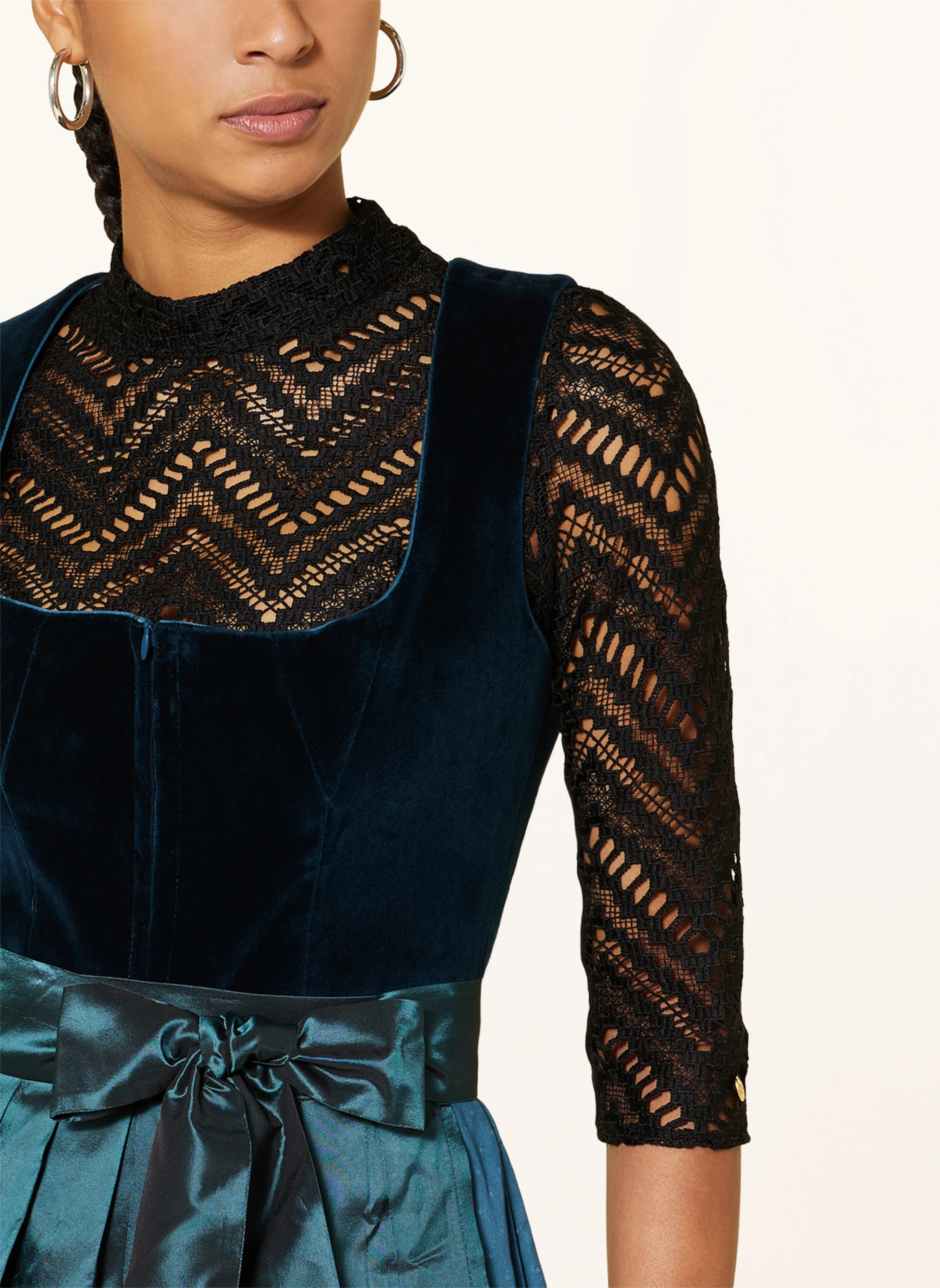 AlpenHERZ Dirndbluse BELLA aus Spitze mit 3/4-Arm