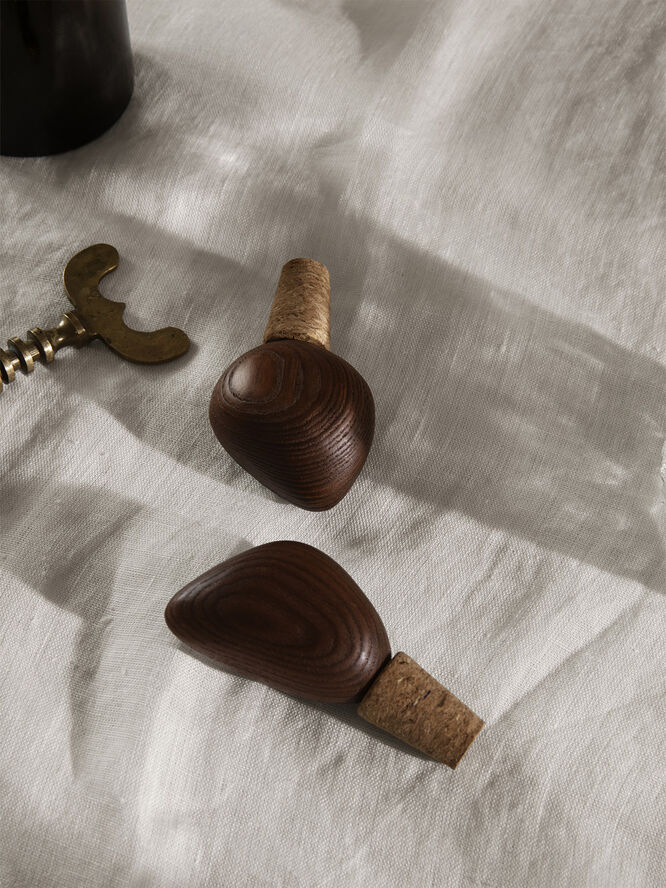 ferm LIVING Cairn Wine Stoppers - Set of 2 Dark brown
