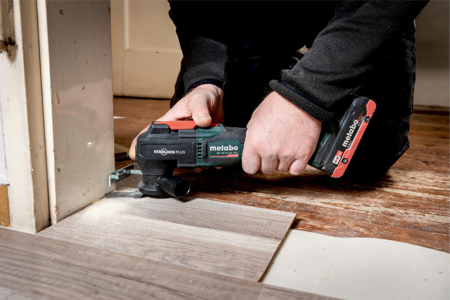 Metabo MT 18 LTX BL QSL 18V Li-ion accu Multitool set (2x 4.0Ah LiHD accu)   accessoires in MetaBox - koolborstelloos - snelwissel