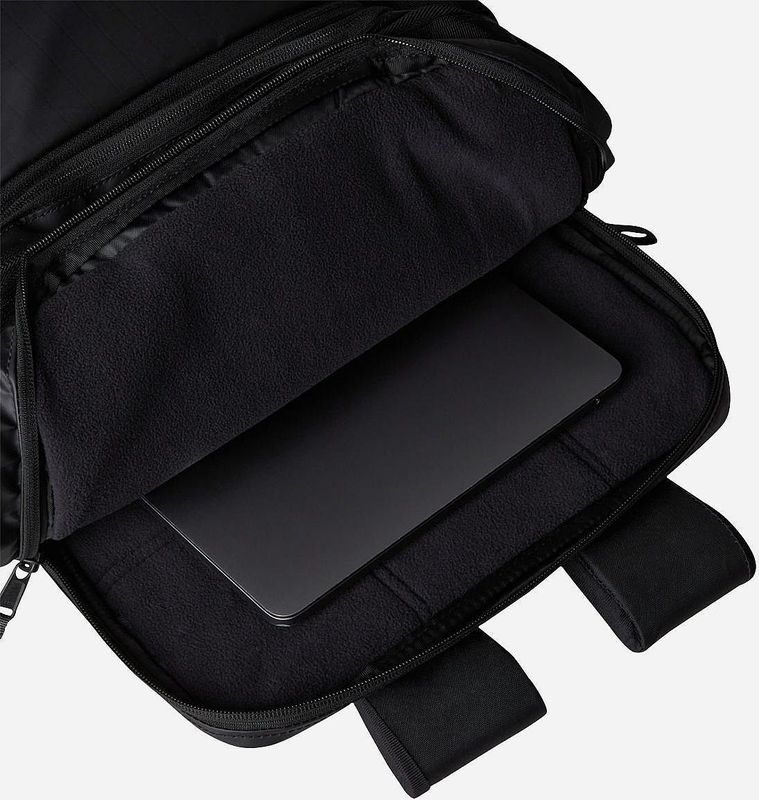 The North Face Base Camp Voyager Travel Pack Reisrugzak (zwart |waterdicht)