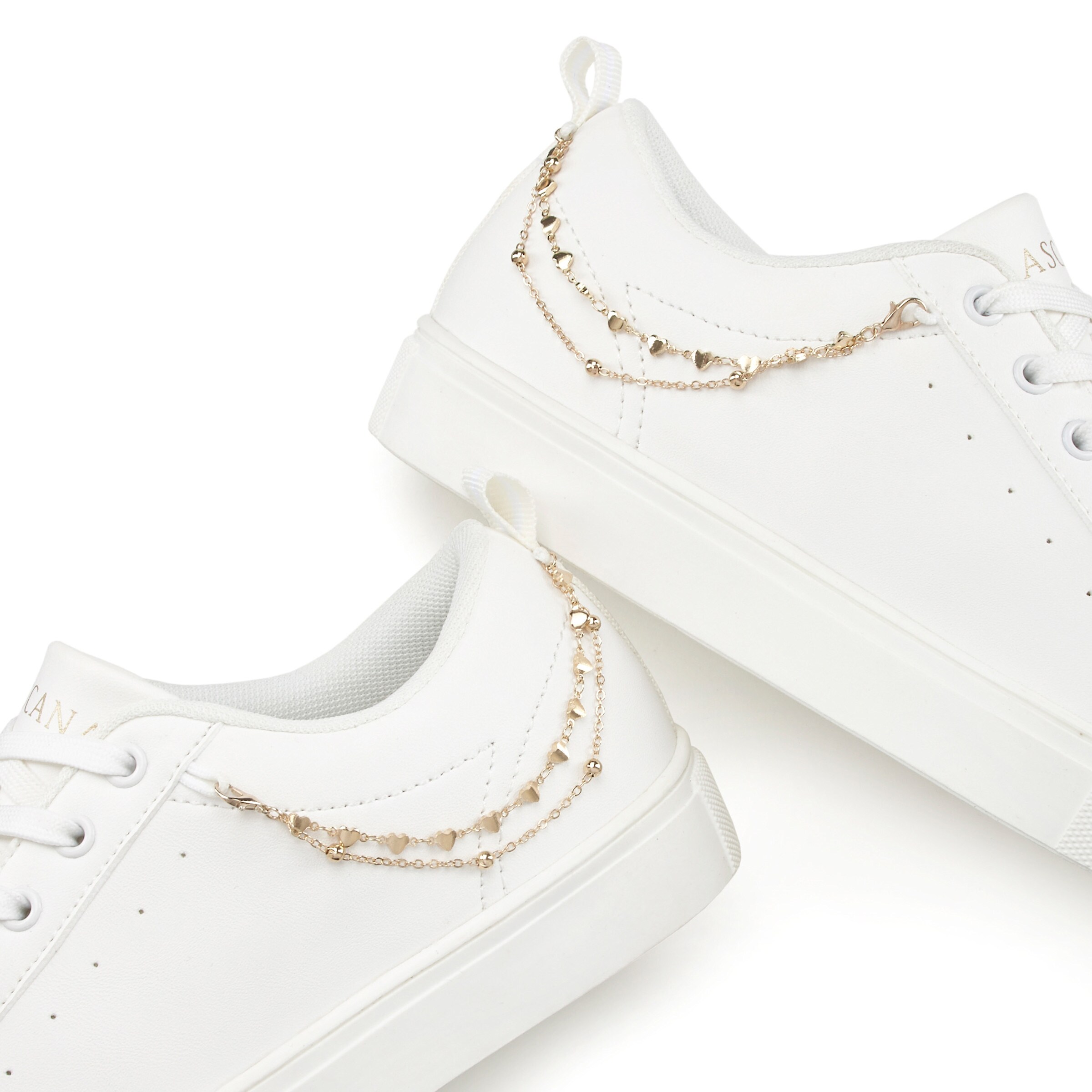 LASCANA Sneaker in weiß