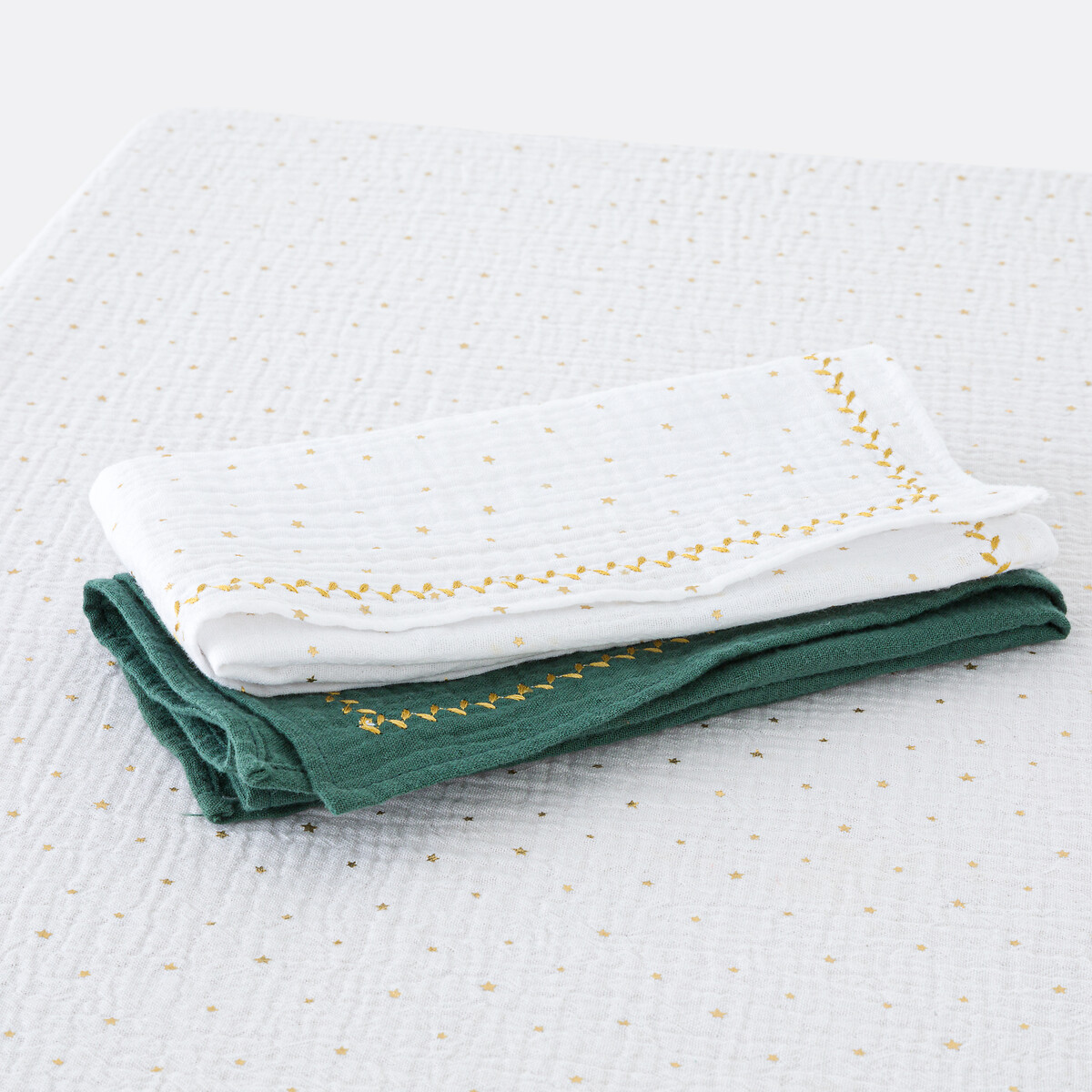 LA REDOUTE INTERIEURS<br>Toalha de mesa Tetra, estrelas Kumla bordadas