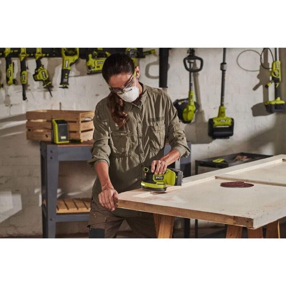 EKSENTERSLIPER RYOBI RROS18C-0 ONE+ HP 18V UTEN BATTERI