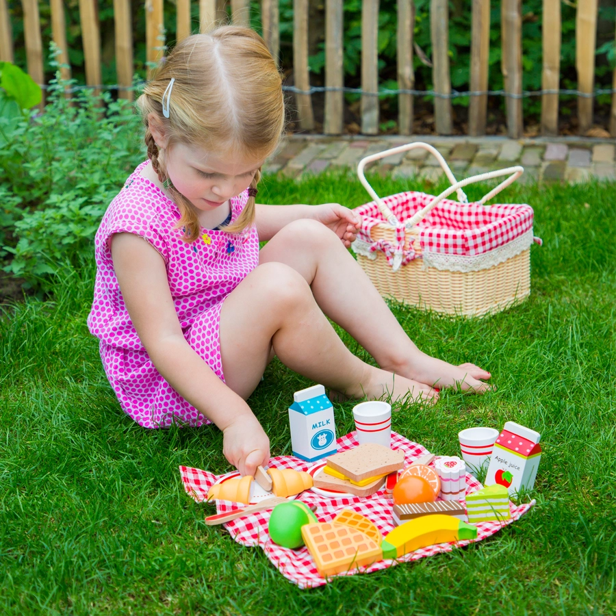 New Classic Toys PicknickkorbSchneide-Set