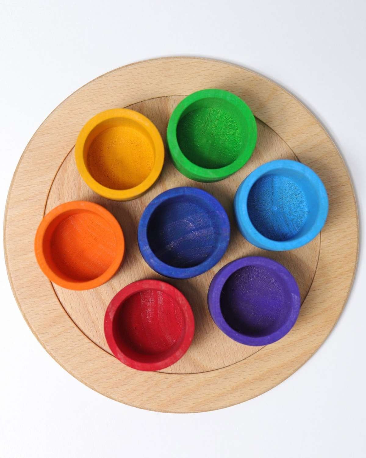 Regnbuens Venner 7stk – 2i1 Leke & Uke-Kalender | Seven Friends in Bowls