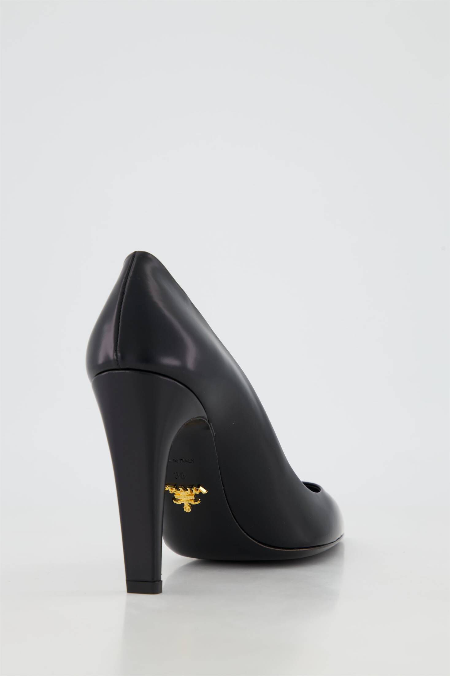 Prada| Damen Pumps aus gebürstetem Leder