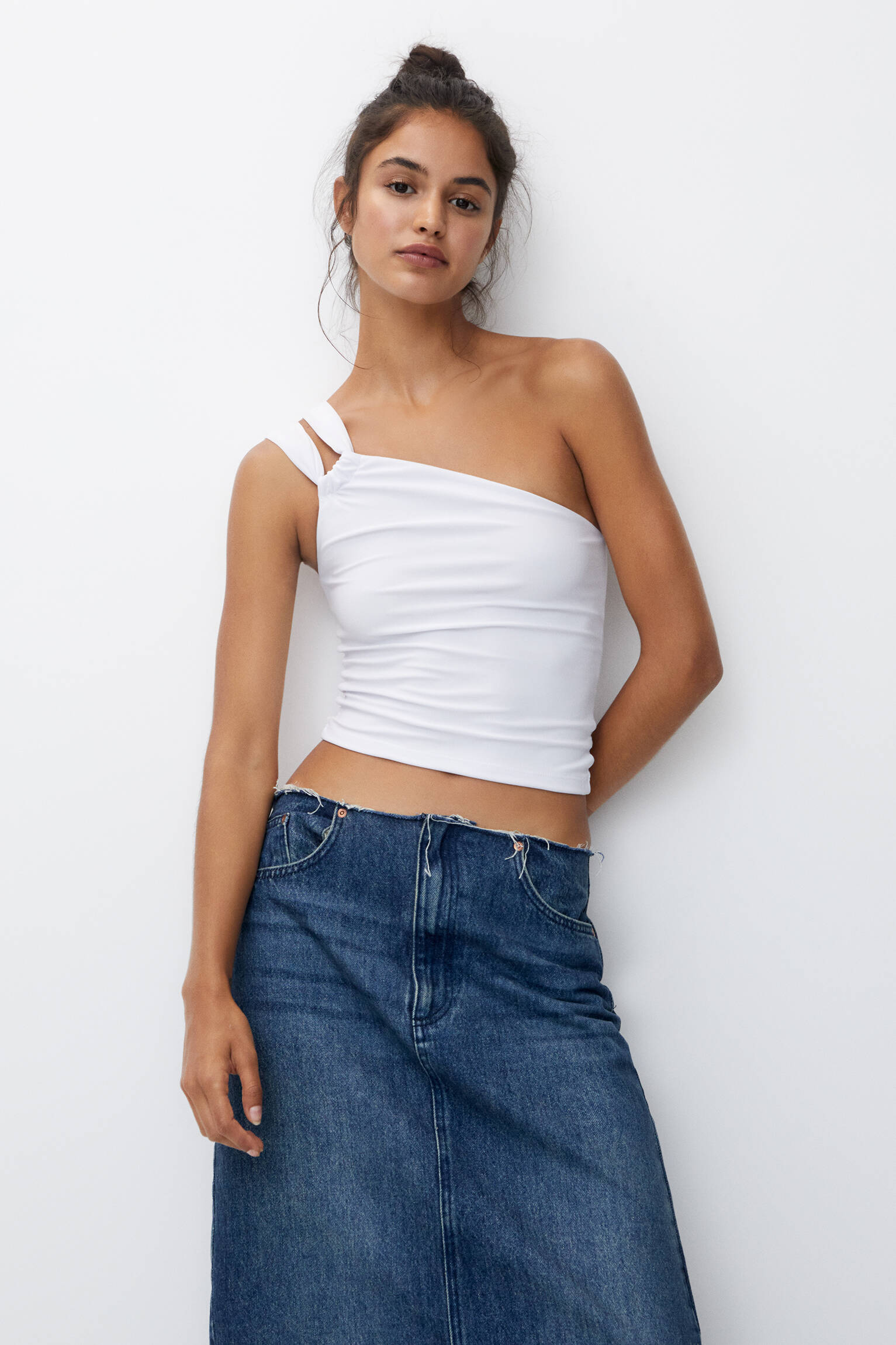Top de alças duplas assimétricas - branco