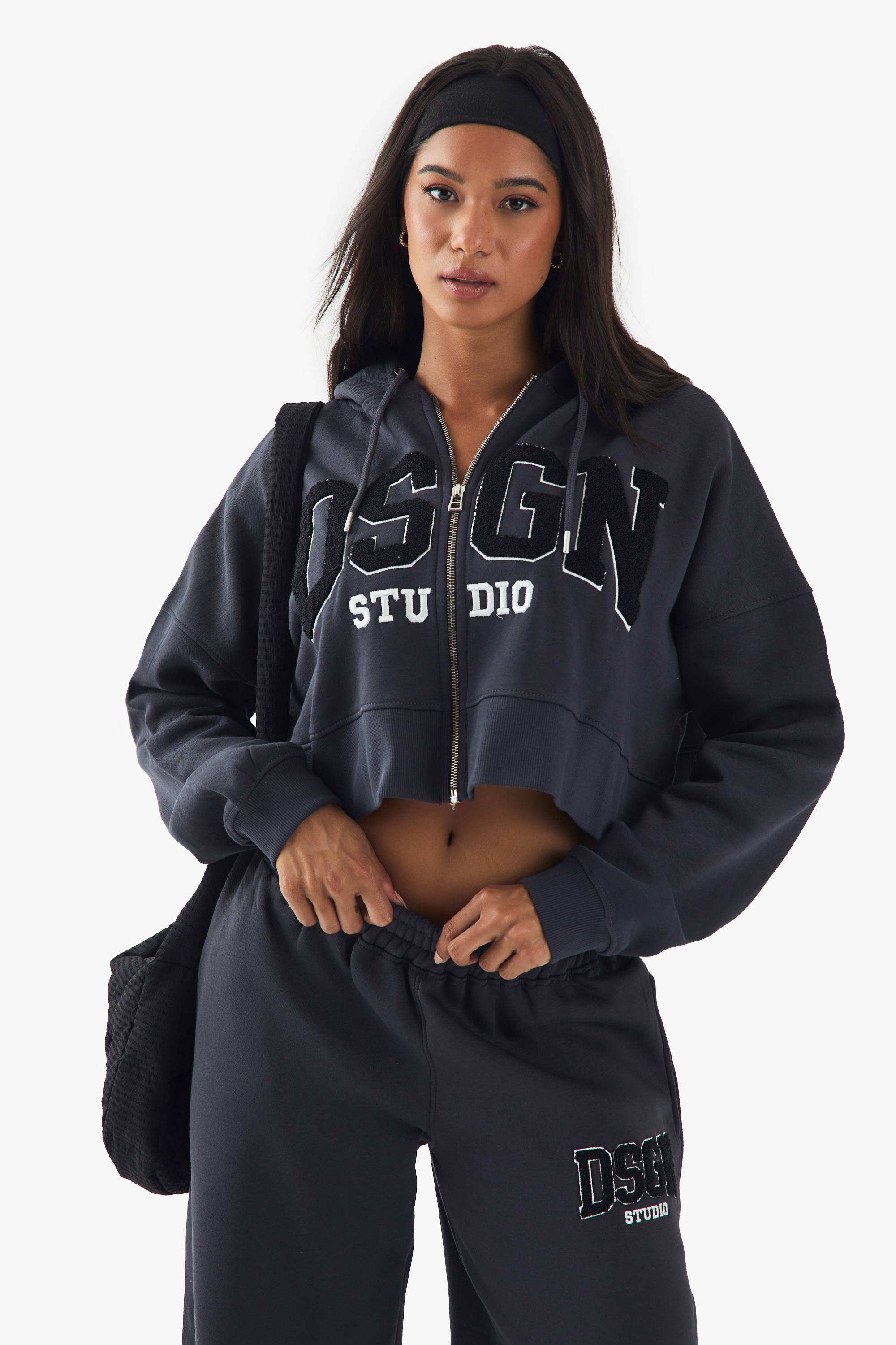 Sweat À Casynthétiqueche Court Boxy Zippé En Tissu Éponge Avec Appliqué Dsgn Studio