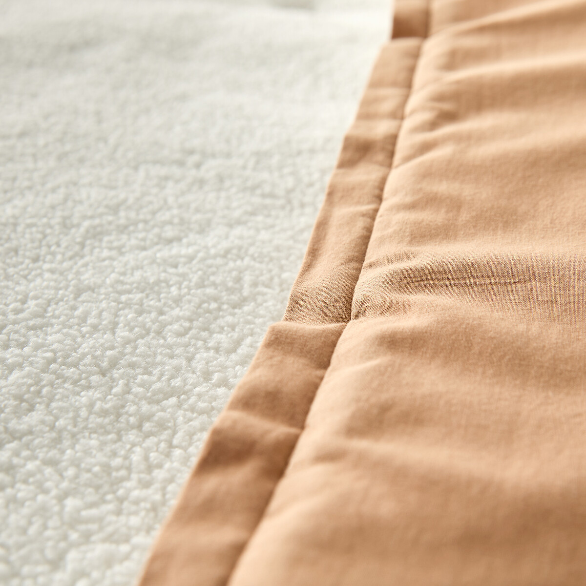 LA REDOUTE INTERIEURS<br>Edredom acolchoado em sherpa e algodão lavado, Walls