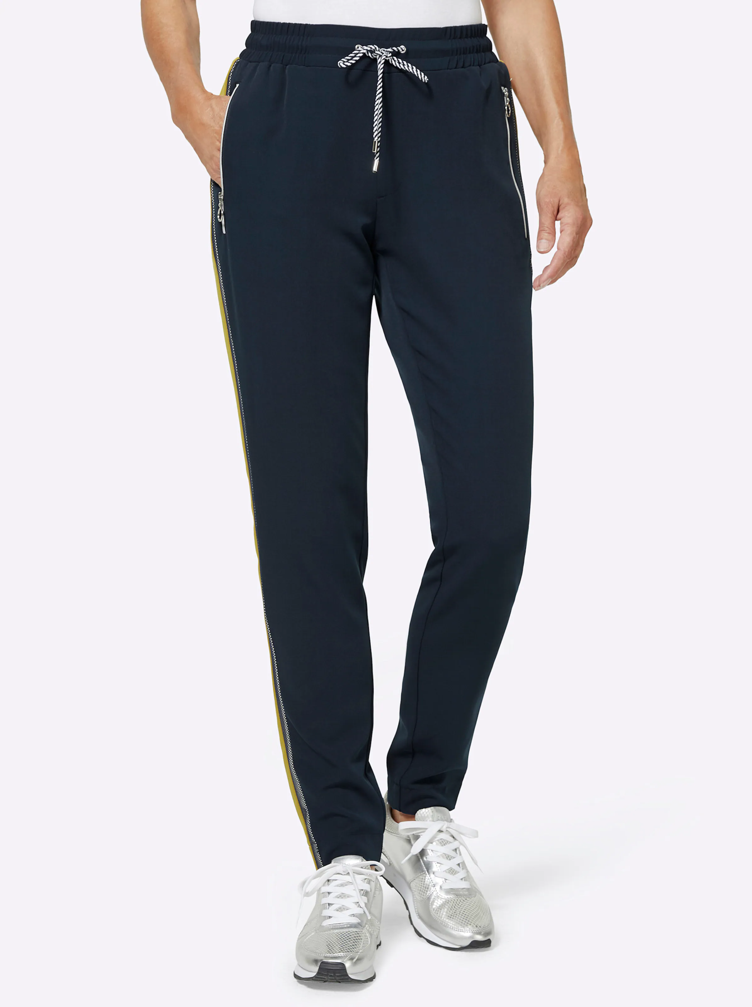 Jogg Pants in marine
