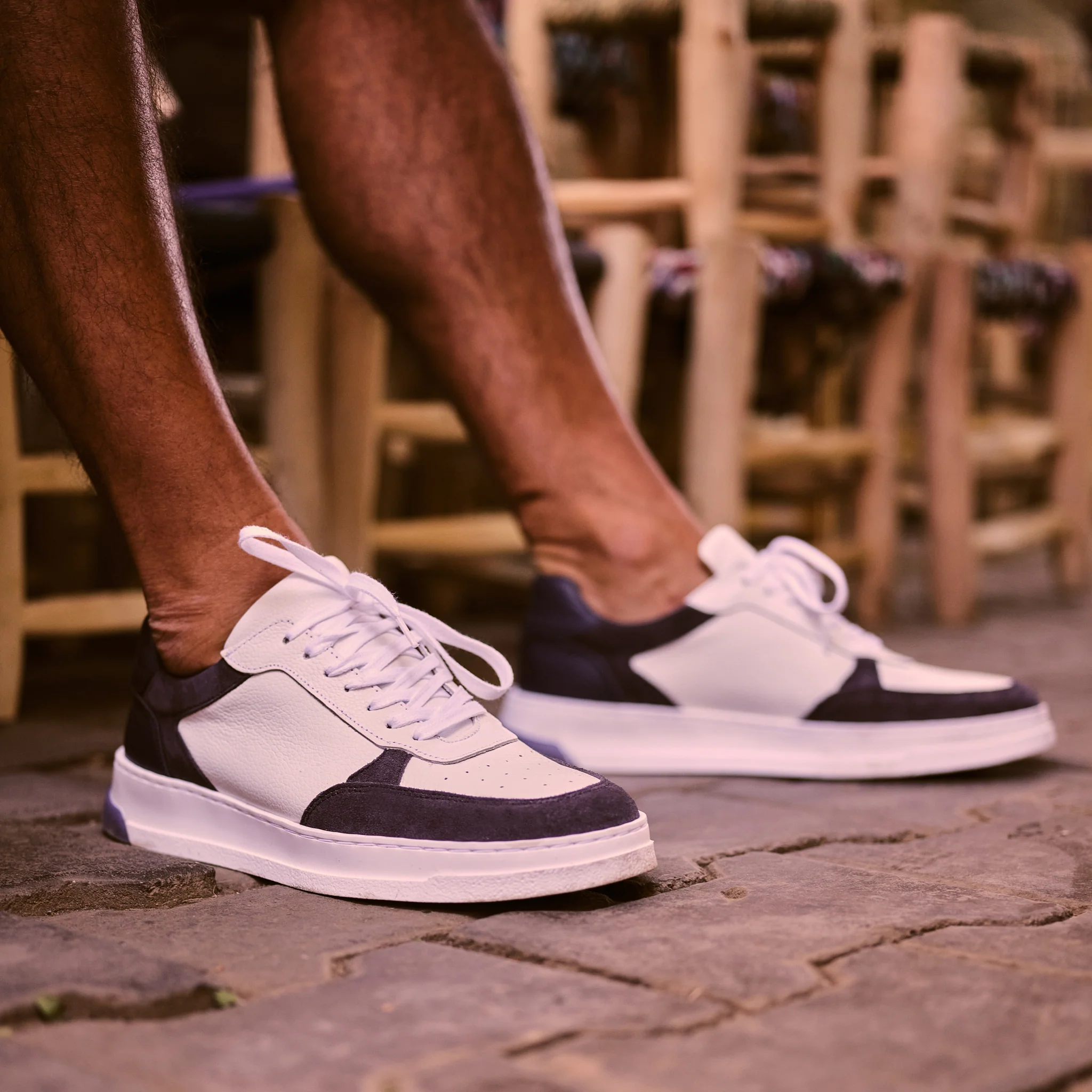 Dutone-Sneakers / Basket en cuir blanc marine