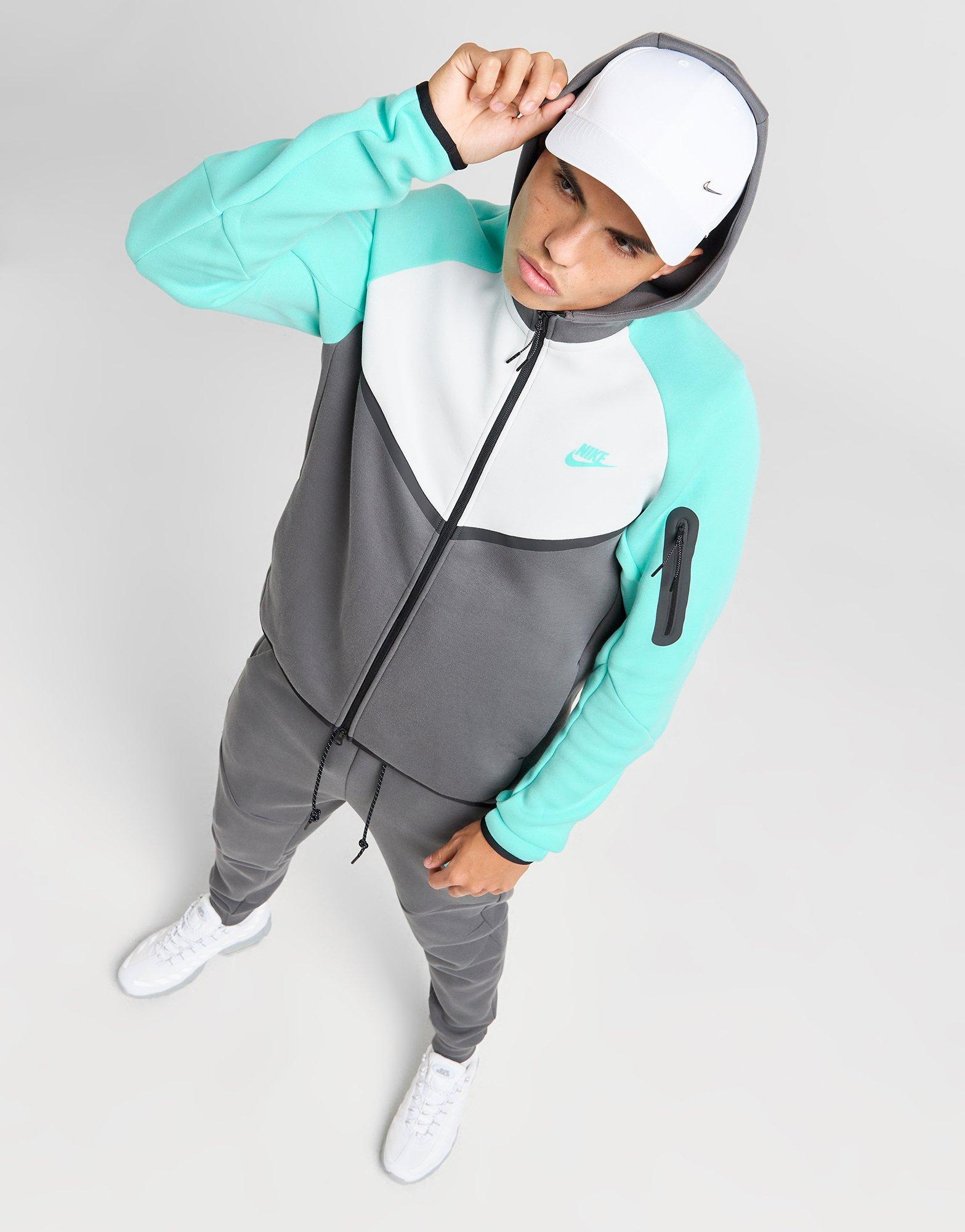 Nike Tech Fleece Full Zip Hoodie