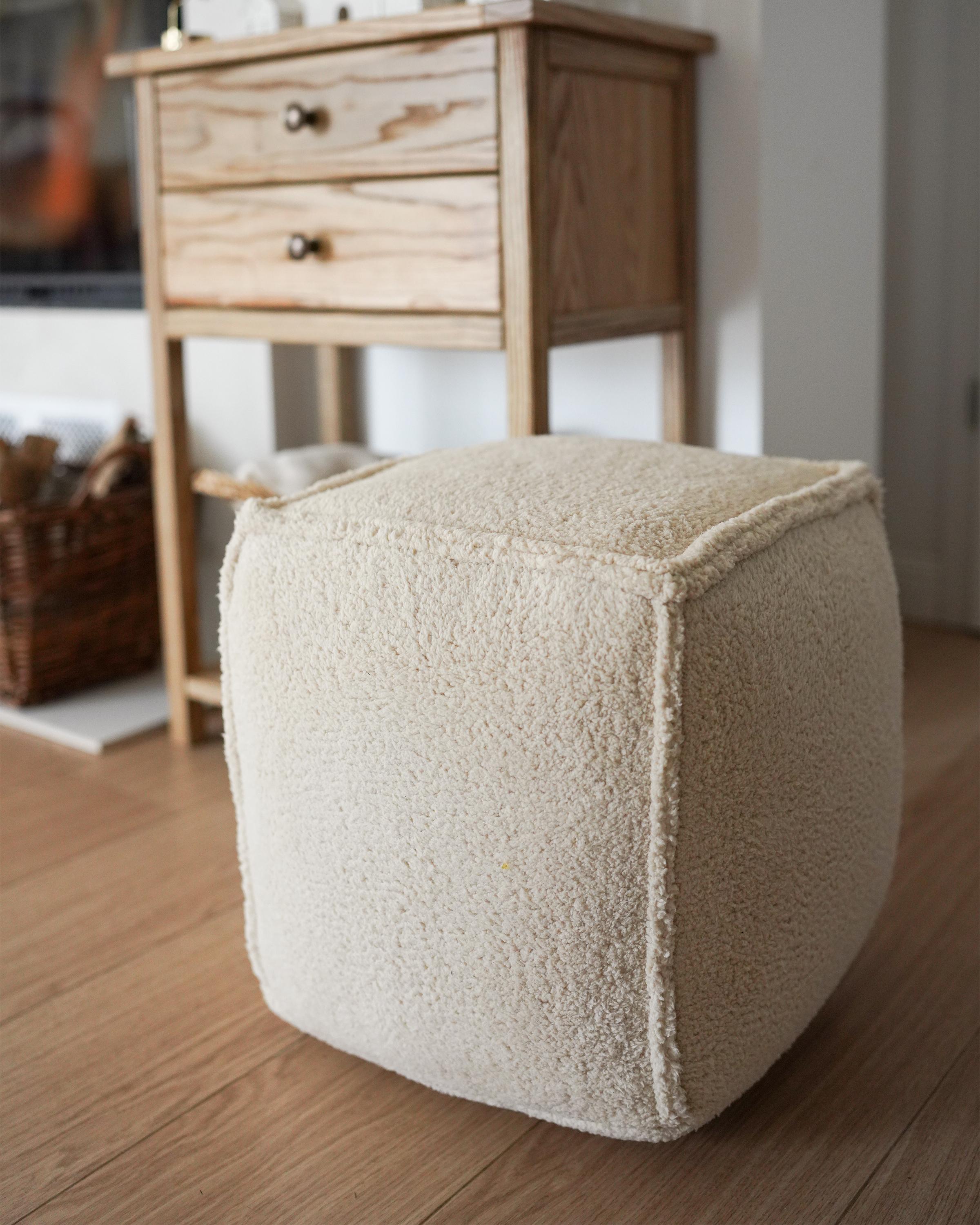 Poef ALIPUR Bouclé Lichtbruin