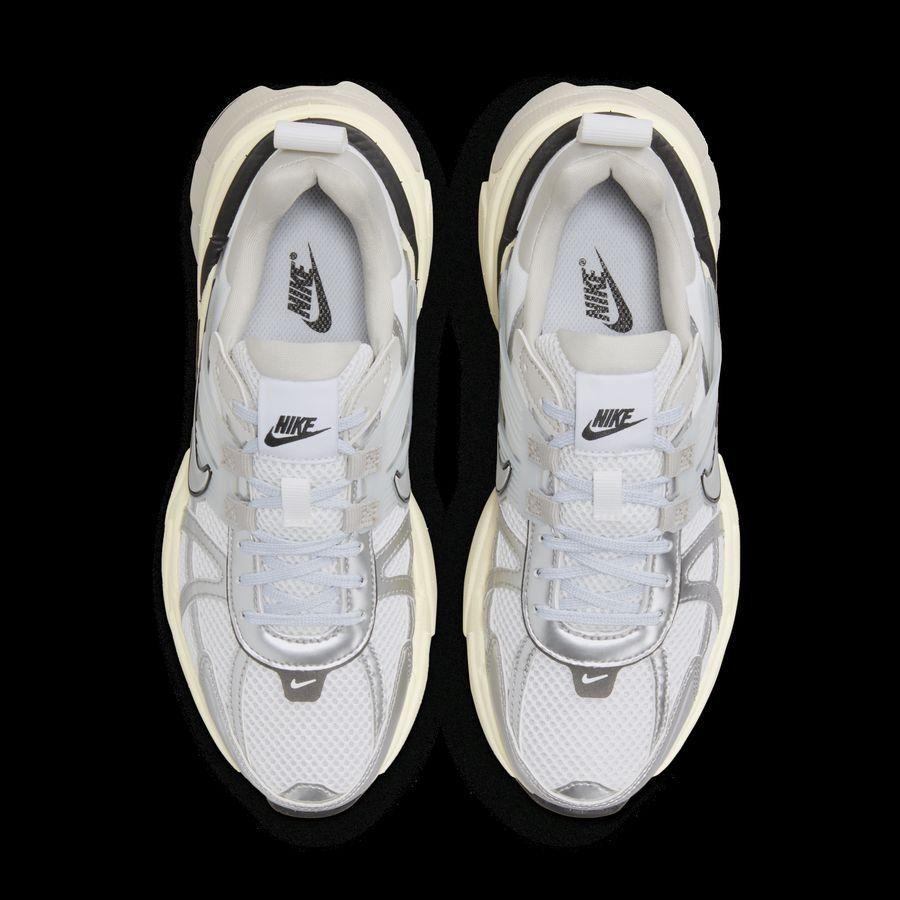 Nike V2K Run Shoes SUMMIT WHITE/METALLIC SILVER