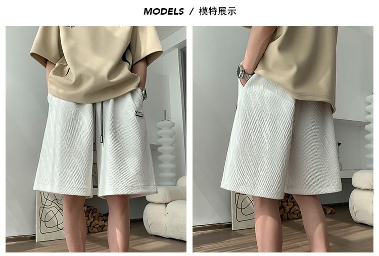 Priam - Mid Rise Plain Logo Shorts