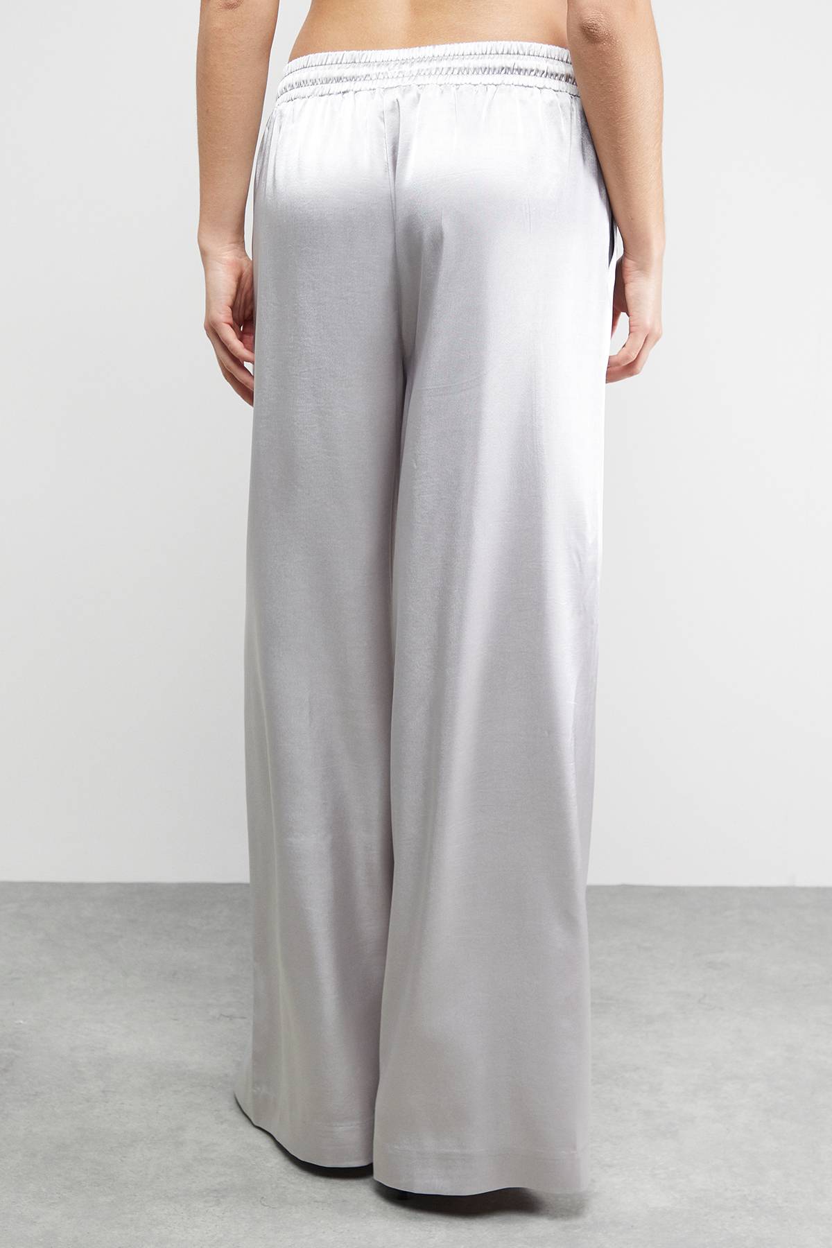Warehouse Pantalon Coordonné en Satin Brillant à Cordon de Serrage