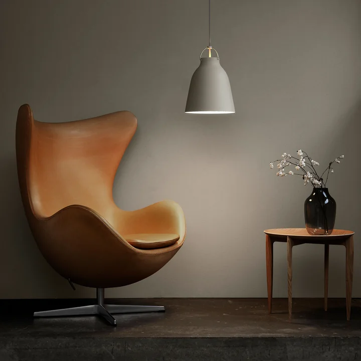 Fritz Hansen - Egg Chair, Aluminium gebürstet matt / Capture blau 6001