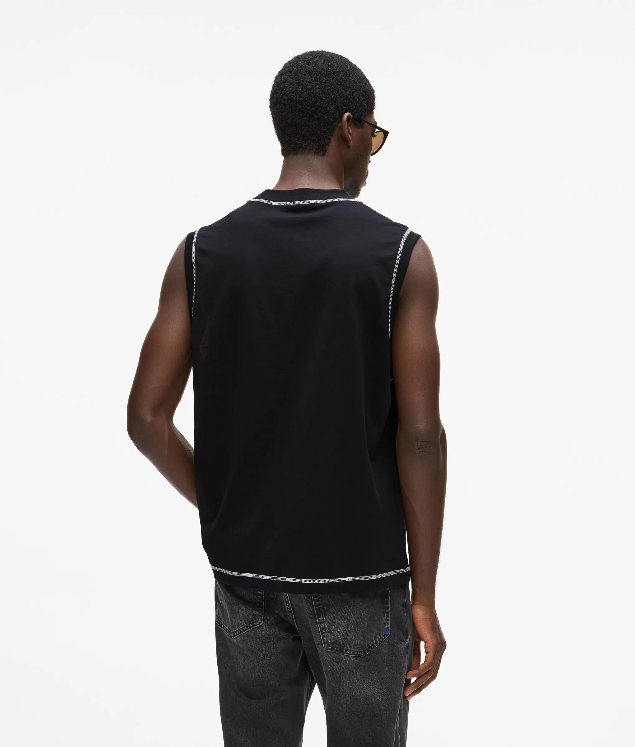 Relaxte tanktop met contrasterende steek