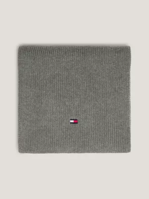 Conjunto de presente infantil com cachecol pequeno e gorro com a bandeira americana