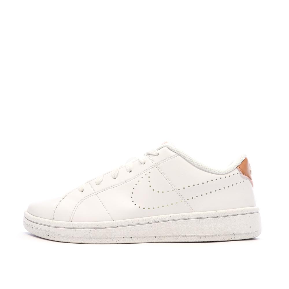 Nike Baskets Blanches/Rose Femme Nike Court Royale 2