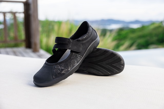 Remonte Ballerina  Slipper, Schlupfschuh, Slip-On Sneaker mit dezenter Snake-Optik