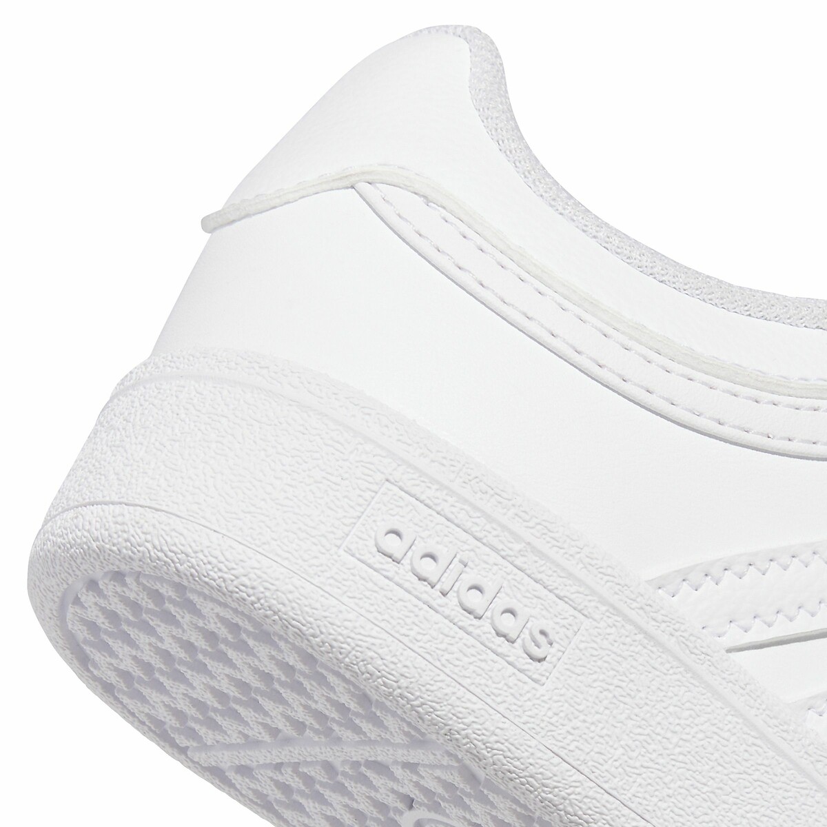 ADIDAS ROUPAS ESPORTIVAS<br>Tênis Hoops 4.0