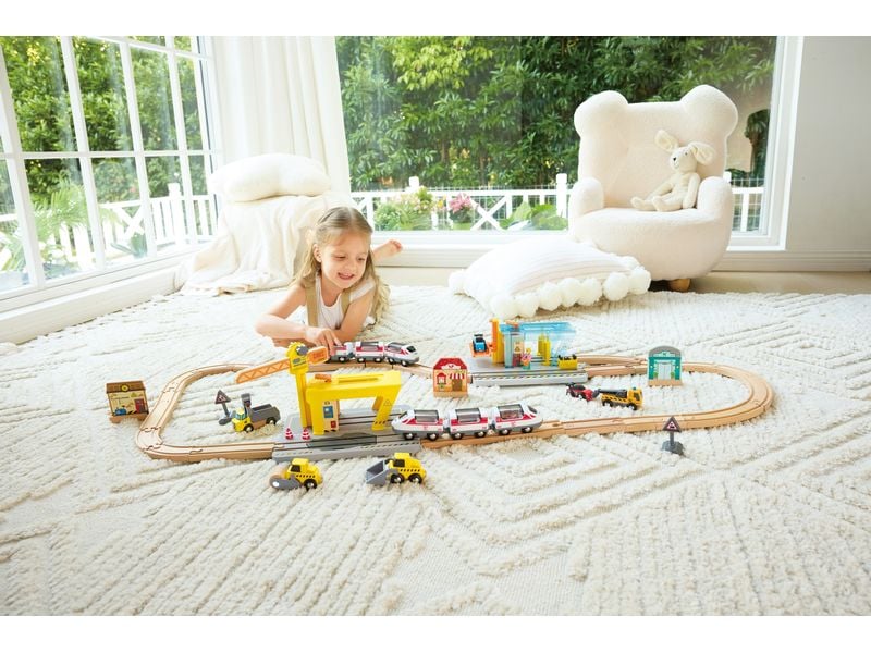 Hape Eisenbahn-Kran Beweglicher Eisenbahnkran mit Zubehör wie Baufahrzeugen und Strassenschildern