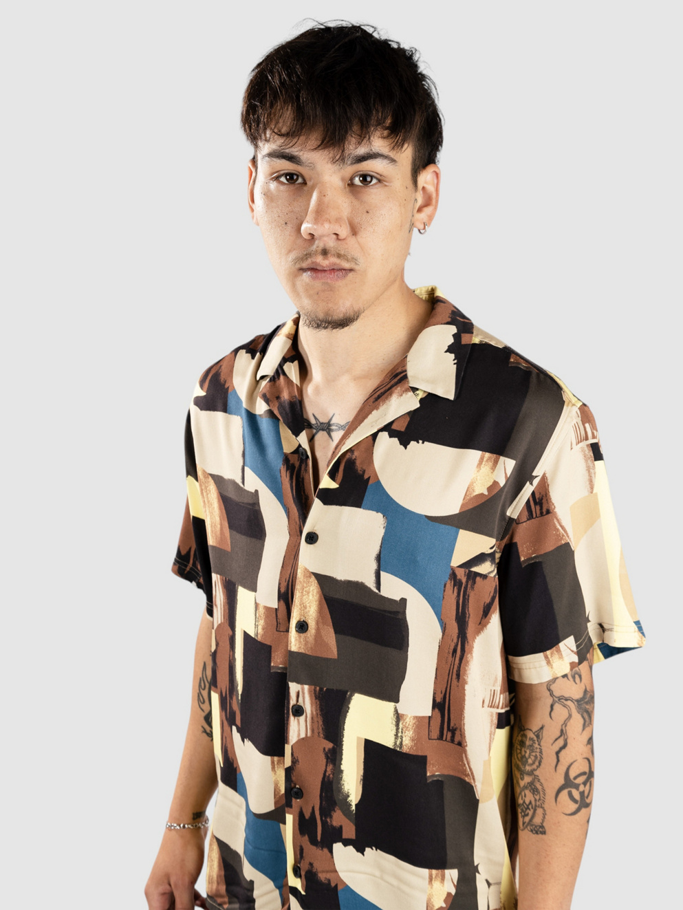 Anerkjendt Akleo S-S Viscose Aop Shirt cognac
