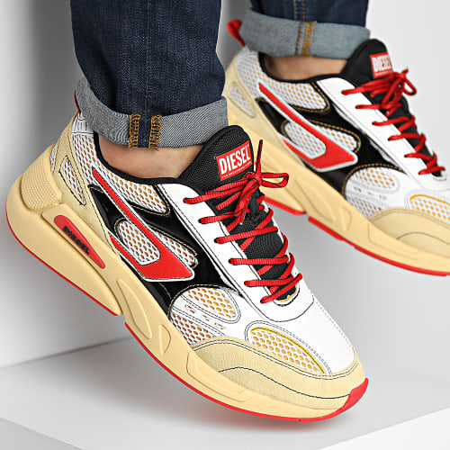 Baskets S-Serendipity Sport Y02978-P4800 Straw Fiery Red Black