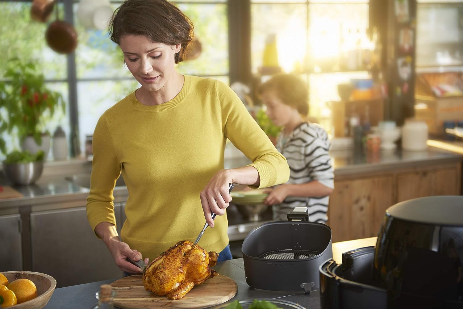 Fritadeira sem óleo Philips Premium XXL com tecnologia de remoção de gordura, 1,36 kg/7 qt, preta, HD9650/96