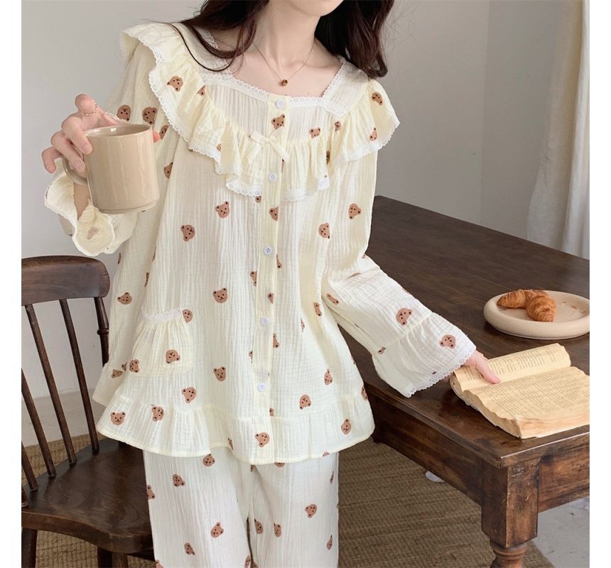 Gecko - Pyjamashirt / Broek / Pyjamajurk / Set met berenprint en kant