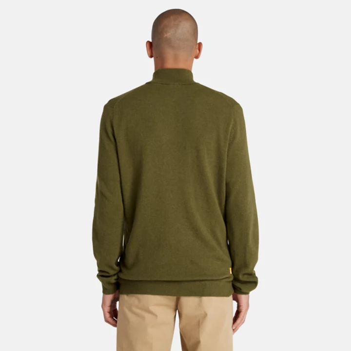 Suéter masculino Cohas Brook com zíper no pescoço, na cor verde.