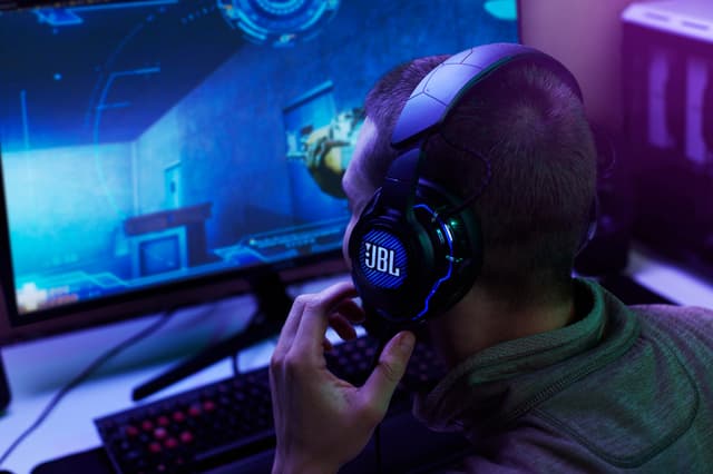 JBL Quantum One gaming headset