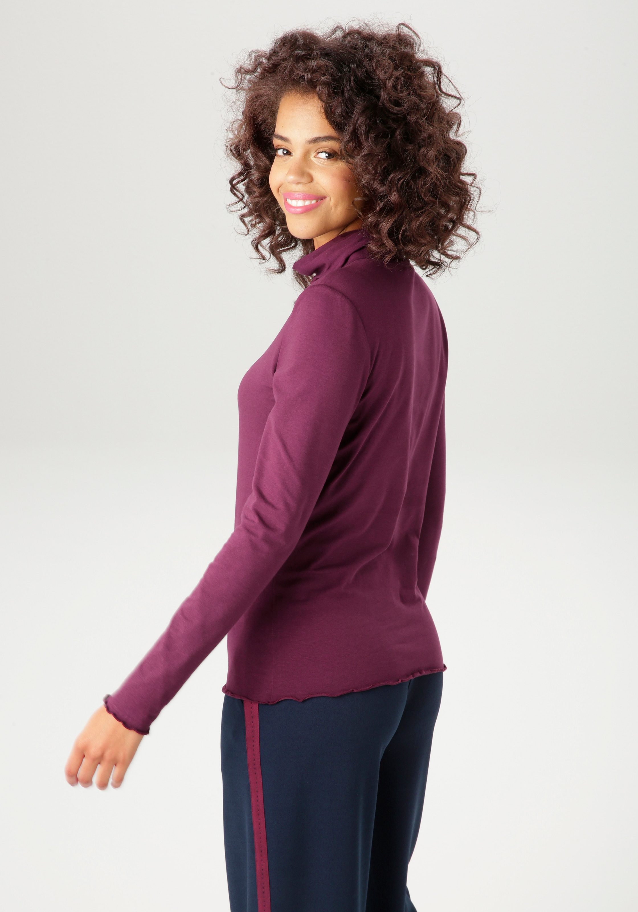 Aniston CASUAL Rollkragenshirt , mit gewellten Abschlüssen - NEUE KOLLEKTION