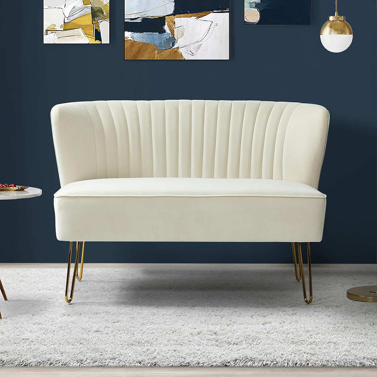 HULALA HOME Sofa 2 Sitzer Lounge Sofa Klein für Jugendzimmer Wohnzimmer Couch aus Samt mit goldenen Metallbeinen für Schlafzimmer, 114 x 74 x 79 cm, Weiß