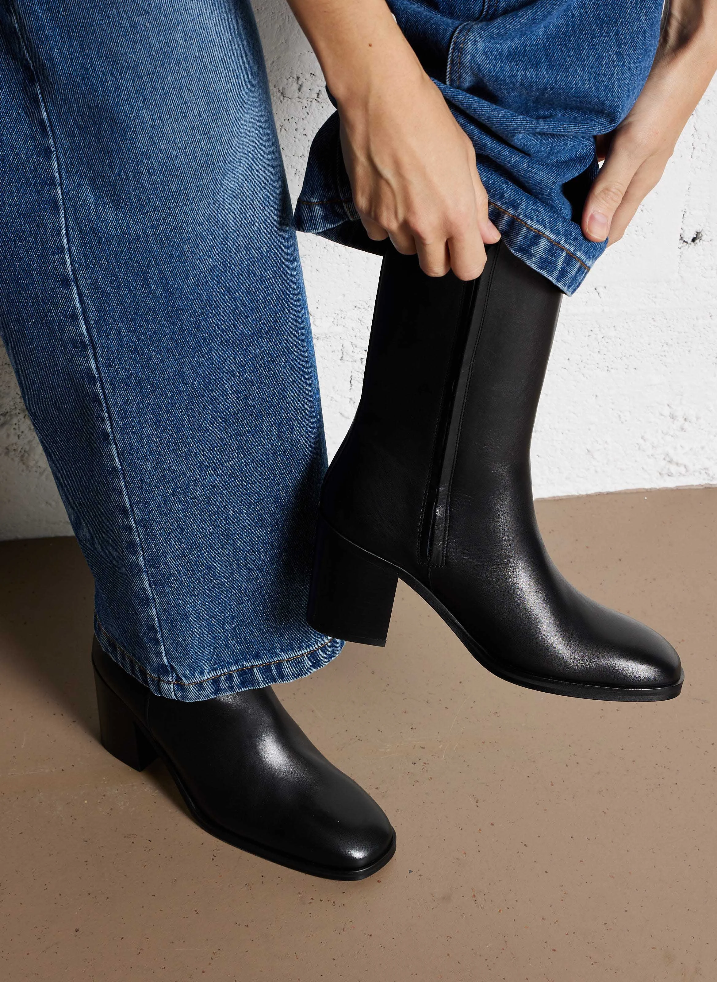 CARA - Bottes à talon en cuir| Noir