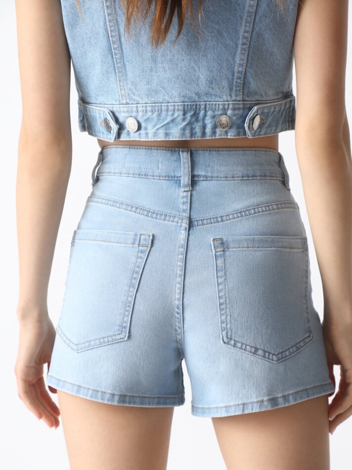 Shorts jeans básicos - Azul claro