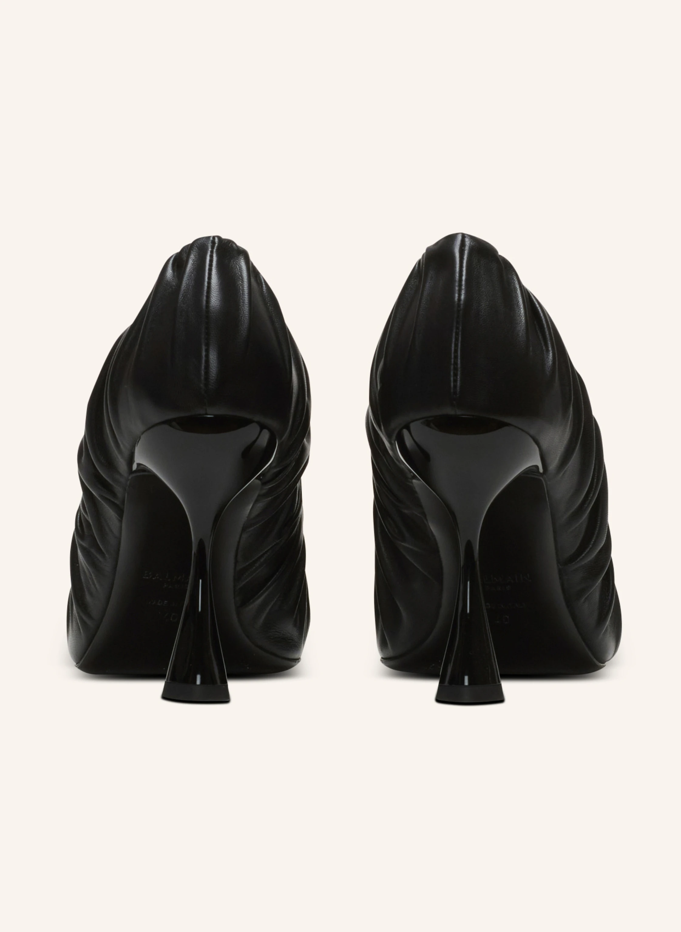 BALMAIN Pumps Eden aus gerafftem Lammleder