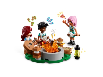 LEGO Avonturenkamp knusse boshutten (42624)