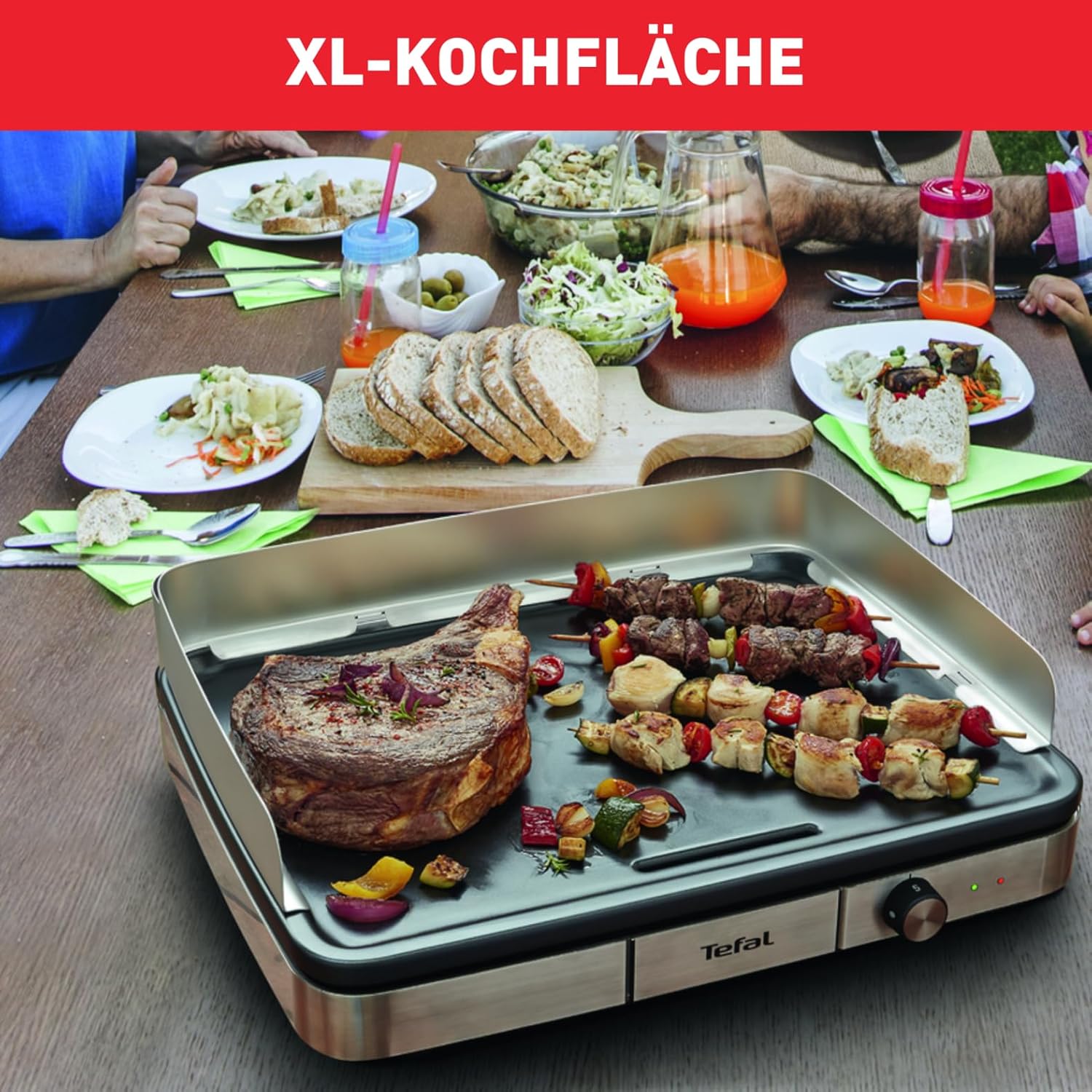 Tefal Maxi Plancha Elektro-Tischgrill CB690D, Extra groß, Antihaft Teppanyaki Platte, Leichte Reinigung, Innen und außen nutzbar, Inkl. abnehmbarem Windschutz + Spatel, 2300W, Schwarz/Silber